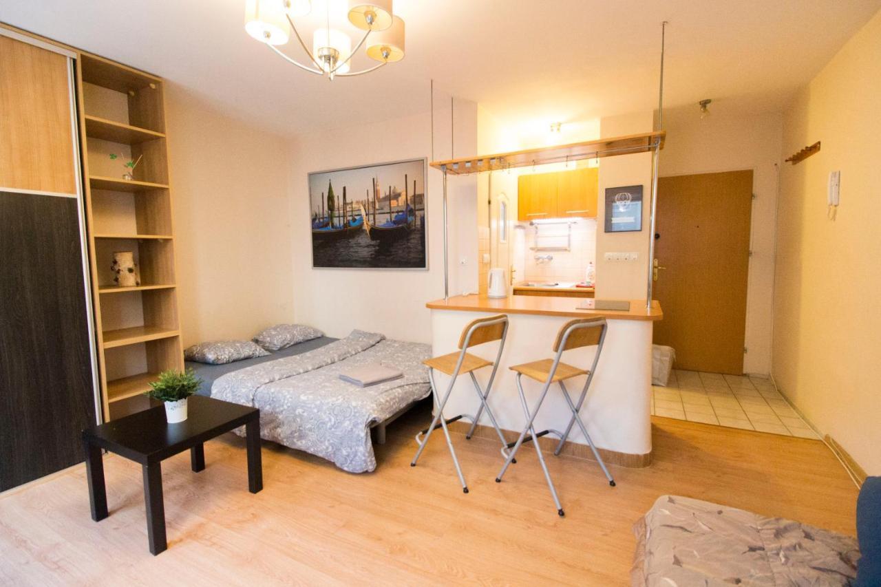 Lucky Apartaments Old Town -Economy Wrocław Dış mekan fotoğraf